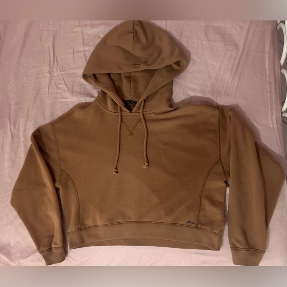 ABERCROMBIE & FITCH CAMEL CROPPED DROPPED SHOULDER HOODIE